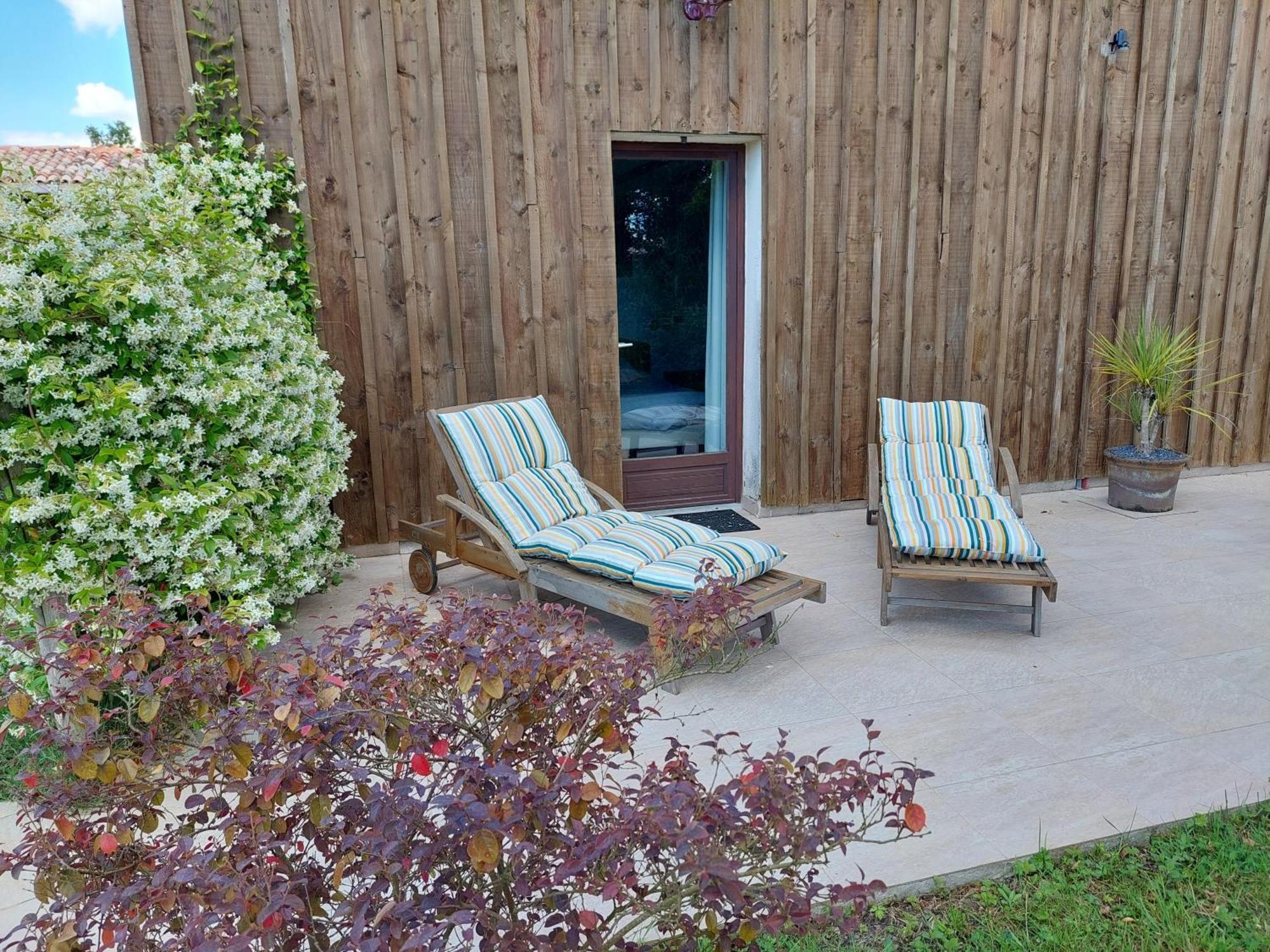Gite Cosy Grand Confort Dans Un Ecrin De Verdure Agudelle 외부 사진